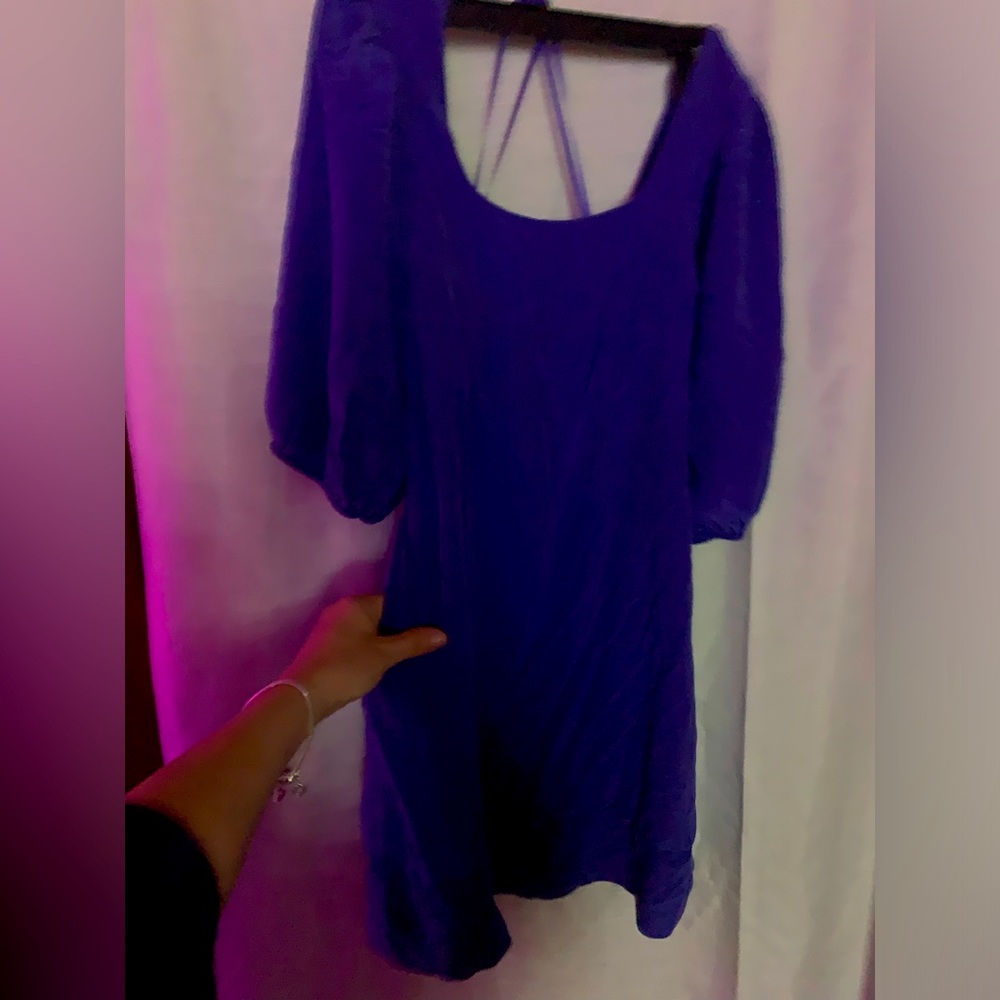 Vintage express 2008 little blue dress with pockets on each side